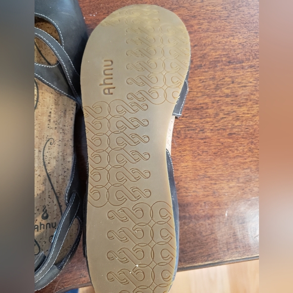 Ahnu Women's Dark Brown Flats with Strap - Picture 4 of 5